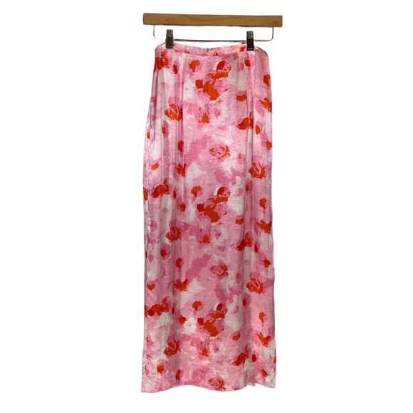 Topshop Dresses & Skirts - Topshop Pink Floral Clean Waist Side Slit Satin Maxi Skirt - Pink - size 2
